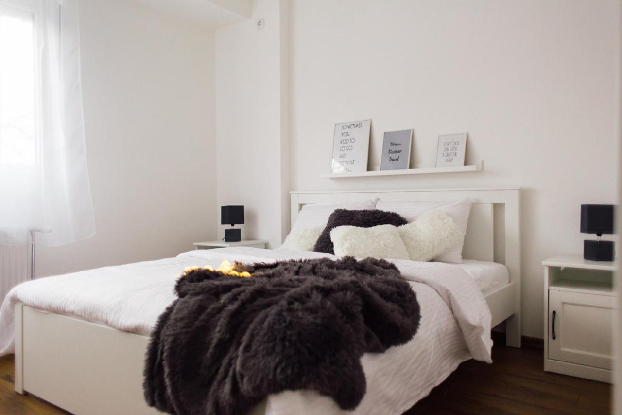 New Center Apartments Nis Luaran gambar