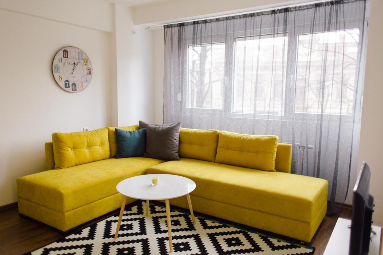 New Center Apartments Nis Luaran gambar