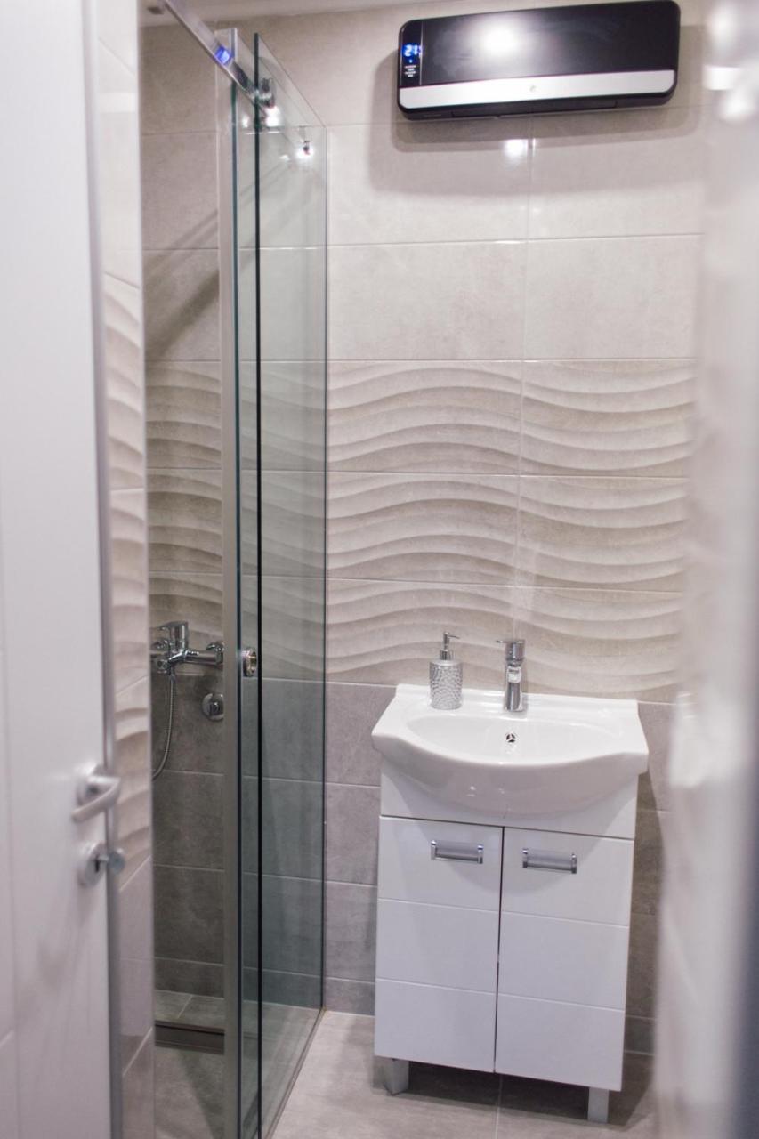 New Center Apartments Nis Luaran gambar