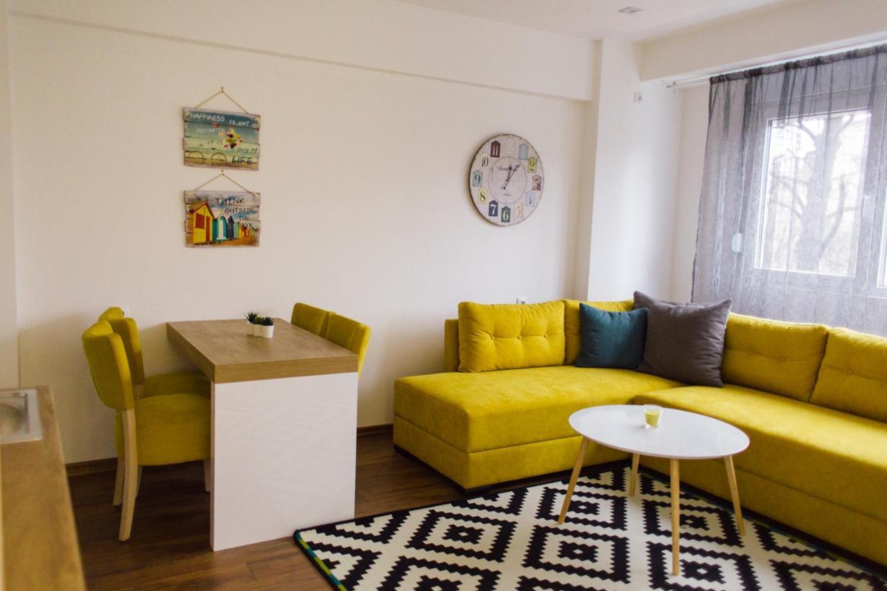 New Center Apartments Nis Luaran gambar