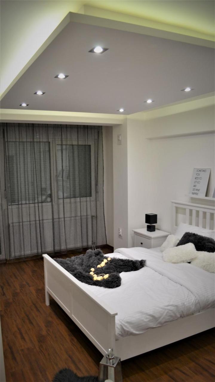 New Center Apartments Nis Luaran gambar